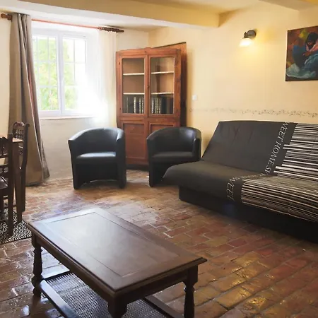 度假居 Le « Chateau » Vous Offre 8 Gites, Tous Differents Et Uniques.