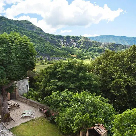 Holiday home Le « Chateau » Vous Offre 8 Gites, Tous Differents Et Uniques. La Robine-Sur-Galabre