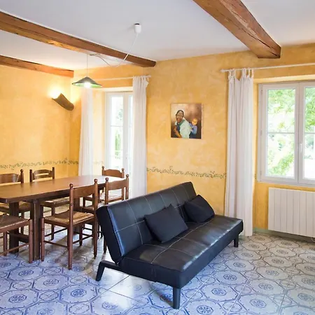 Le « Chateau » Vous Offre 8 Gites, Tous Differents Et Uniques. Holiday home *