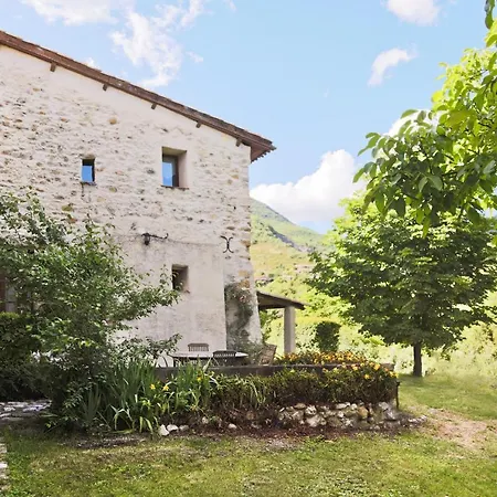 Le « Chateau » Vous Offre 8 Gites, Tous Differents Et Uniques. Holiday home La Robine-Sur-Galabre